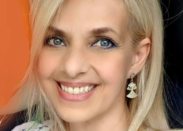 bianca brad dupa operatia de mastectomie feminitatea nu se pierde bianca brad dupa operatia de mastectomie feminitatea nu se pierde