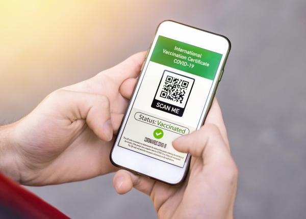 certificatul covid prelungit cu inca un an parlamentul european decizie