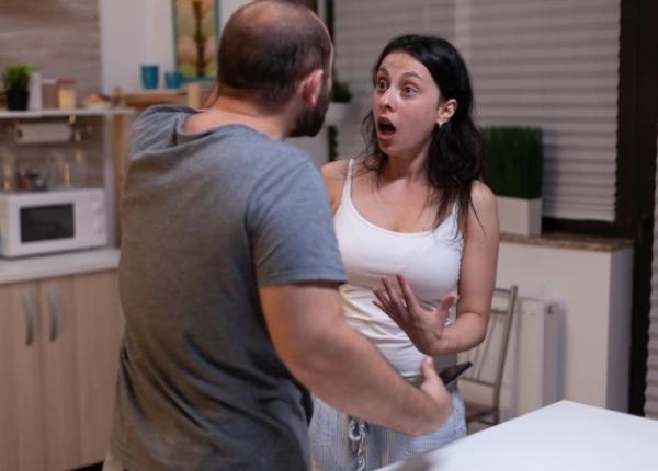 injuraturile sanatoase rezultatul unui vocabular dezvoltat de ce este bine sa injuri