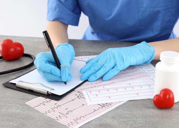 spitalul clinic de urgenta bagdasar arseni va trata pacientii cu infarct miocardic acut cum se manifesta afectiunea