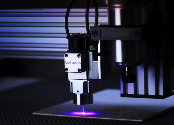 organe umane scoase la imprimanta iovu dupa ce printam o livram spitalului iar chirurgul va implanta in organism respectivele implanturi