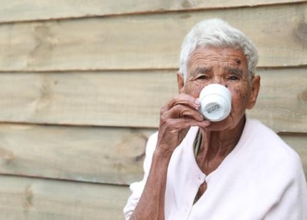 ce beau cei mai longevivi oameni din lume cinci obiceiuri care iti prelungesc viata