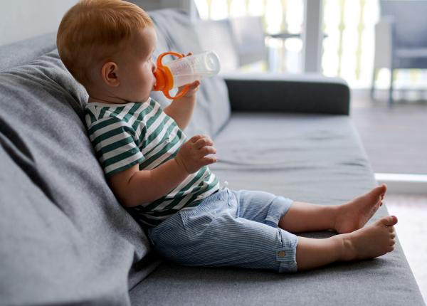 apa nerecomandata bebelusilor poate duce la convulsii coma leziuni ale creierului si chiar moarte in cazul intoxicatiei cu apa