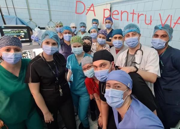 cinci pacienti au primit a doua sansa la viata din generozitatea unei familii transplantul inseamna viata cinci pacienti au primit a doua sansa la viata din generozitatea unei familii transplantul inseamna viata