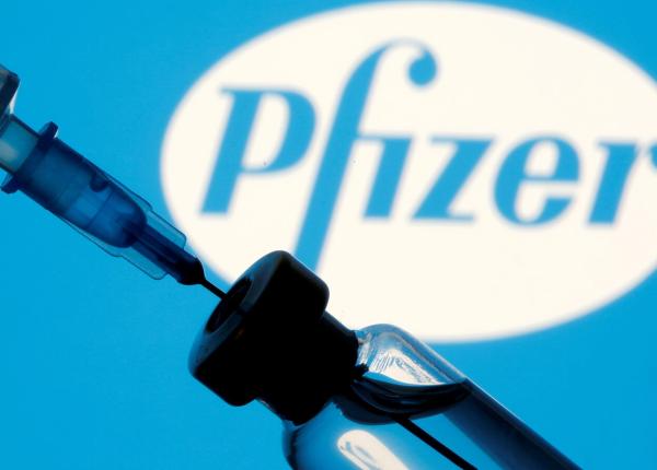 pfizer anunt fara precedent despre vaccin si medicamente