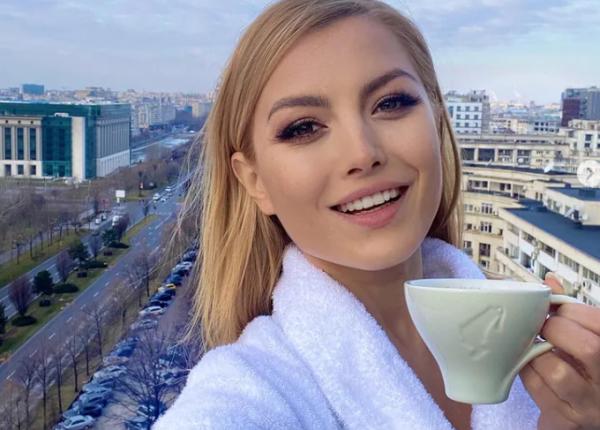 bautura pe care elena gheorghe o bea zilnic m a ajutat enorm cu refluxul gastric o portie de sanatate curata