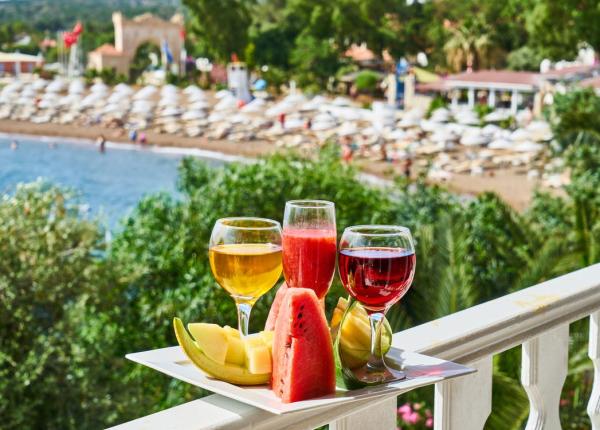 ce bautura trebuie evitata la dieta de vara nutritionist pare inofensiva dar poate sa ajunga la 500 de calorii