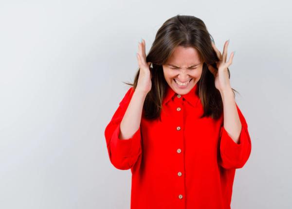 de ce ne tiuie urechile tinnitusul bolile panaitescu femei barbati