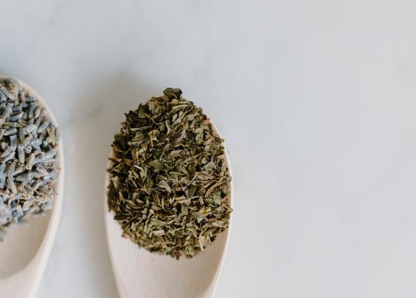 leusteanul diureticul natural consumul in exces poate provoca fotodermita