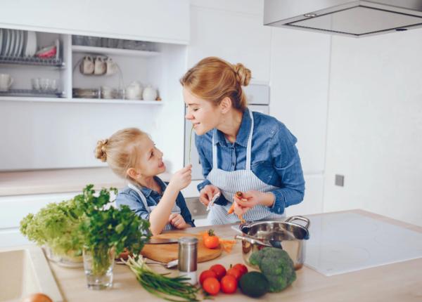 alimentatia copiilor si regulile bilic mancarea are un rol fundamental in crestere alimentatia copiilor si regulile bilic mancarea are un rol fundamental in crestere