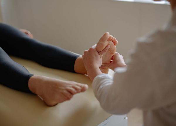 ce este osteopatia care sunt beneficiile asupra sanatatii si cui i se adreseaza