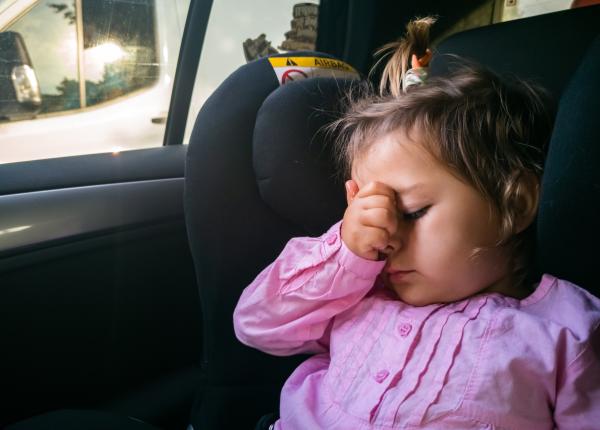 raul de masina tratat cu bratari care sunt cauzele si ce fac bratarile