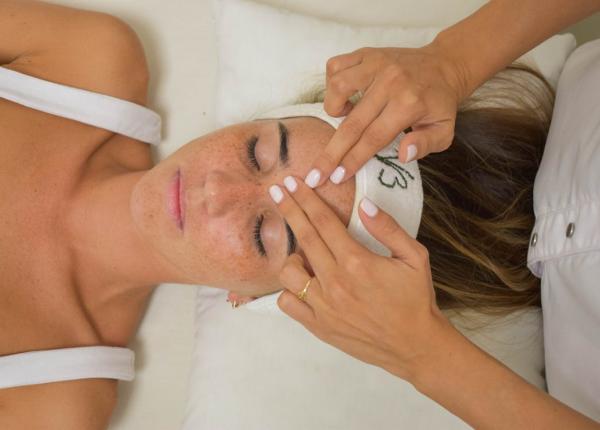 masajul facial intre mit si adevar medic distruge foarte multe fete