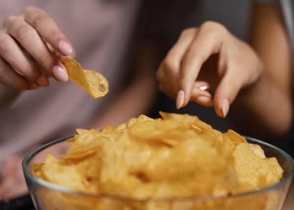 ciugulitul aliatul kilogramelor in plus medic nu mancati daca nu va este foame