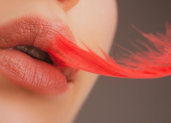 mononucleoza boala sarutului care nu se ia doar prin sarut si nu are tratament simptome cauze complicatii multi nu stiu ca o au