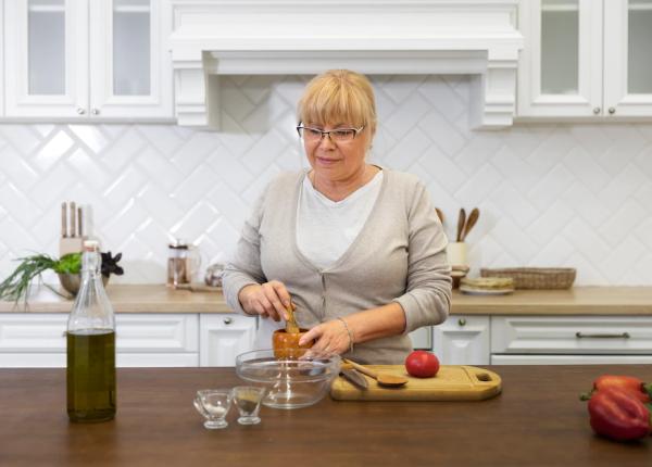 4 obiceiuri alimentare pentru accelerarea metabolismului ce trebuie adus in meniu dupa 50 de ani