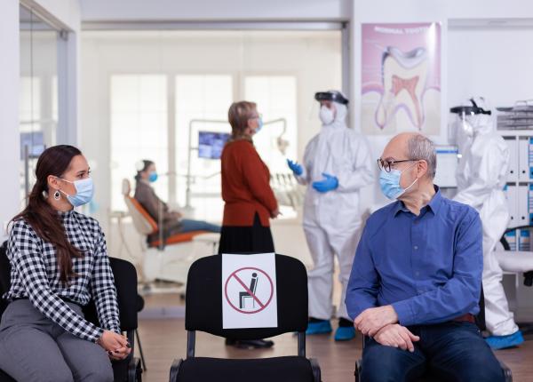 acest val 6 a venit putin prea repede oancea din pacate omicron atinge foarte mult copiii majoritatea celor din zona rosie au sub 2 ani