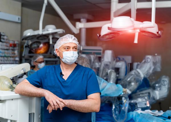 se pregateste al treilea val de chirurgie robotica nicolae crisan sunt convins deja exista un interes real exista o presiune