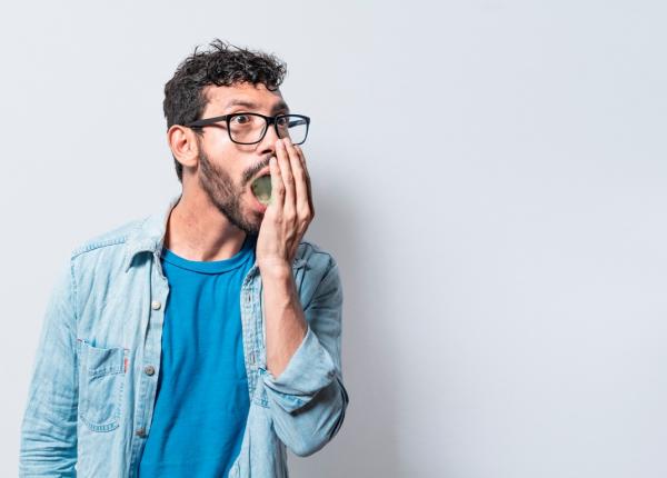 respiratia urat mirositoare halena cauze si tratament ce boli ascunde