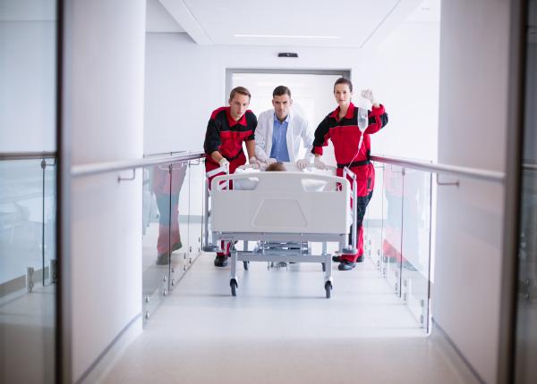 medicina de urgenta in deficit de medici arafat acum avem 978 si nevoia reala depaseste 2 000 de medici lipsa asta duce la ore suplimentare la garzi in plus