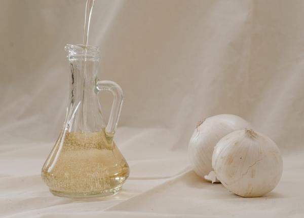uleiul de usturoi 10 beneficii cum se prepara