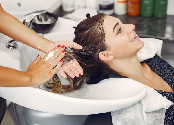 ce sa fac daca am parul gras marinescu despre samponul minune rezultate foarte bune normalizeaza secretia de sebum