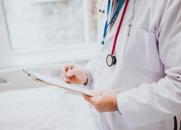 rafila acuzator la adresa medicilor comportamentul uman lipseste de foarte multe ori