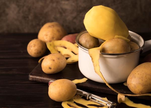 cartofii risc pentru sanatate contin o toxina si pot duce chiar la deces cand devin periculosi