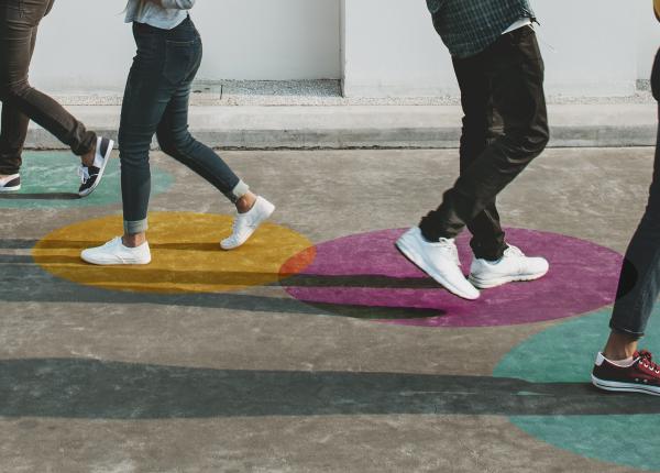 mersul semn al anumitor boli poate indica dementa sau accident vascular cerebral cum ne schimbam postura odata cu varsta