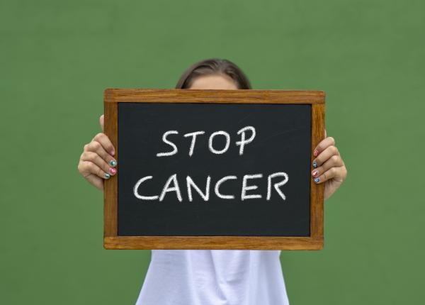 10 trucuri simple care te feresc de cancer