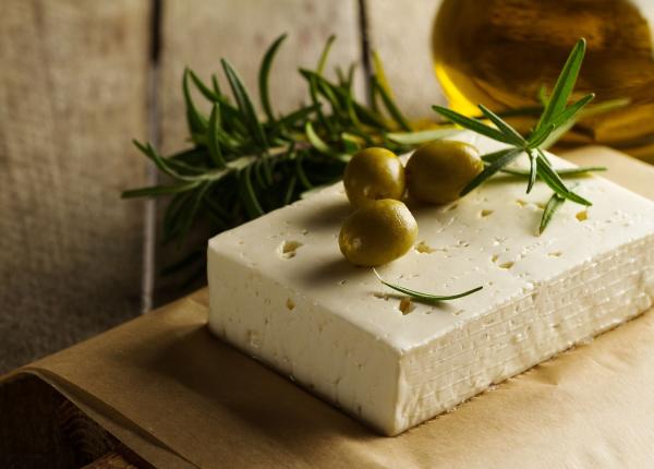 de ce este bine sa mananci branza feta scaderea riscului de cancer pe lista beneficiilor