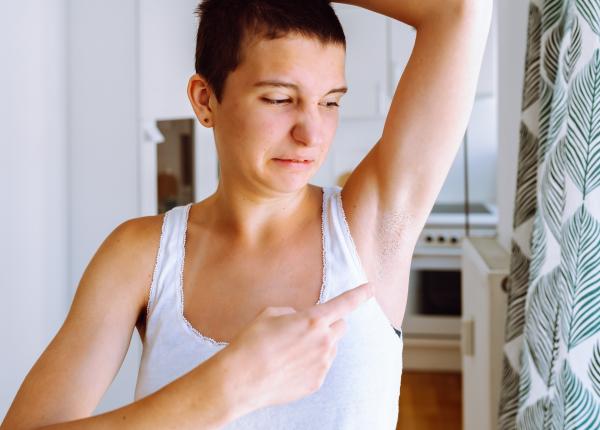 hidrosadenita inflamarea glandelor sudoripare tratament simionescu arata absolut neplacut si strica stima de sine a omului