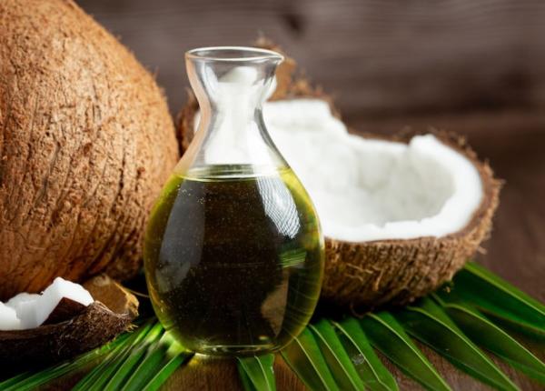 cinci uleiuri naturale pe care trebuie sa le ai in casa