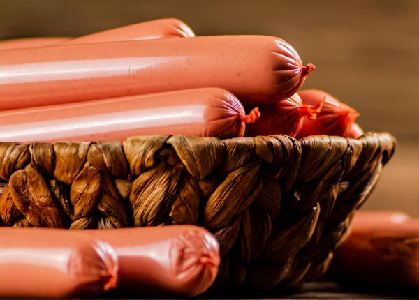 crenvursti contaminati cu listeria monocytogenes retrasi din magazine daca i ai cumparat nu ii manca cum te afecteaza aceasta bacterie