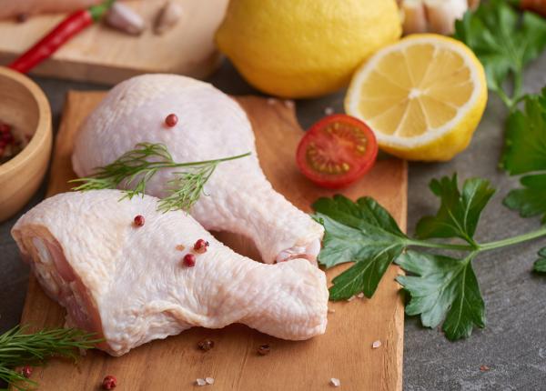 carnea de pui riscuri pentru sanatate de ce nu trebuie sa o speli inainte de a o gati