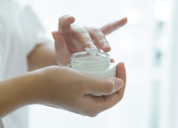 cremele de fata expirate pot fi folosite