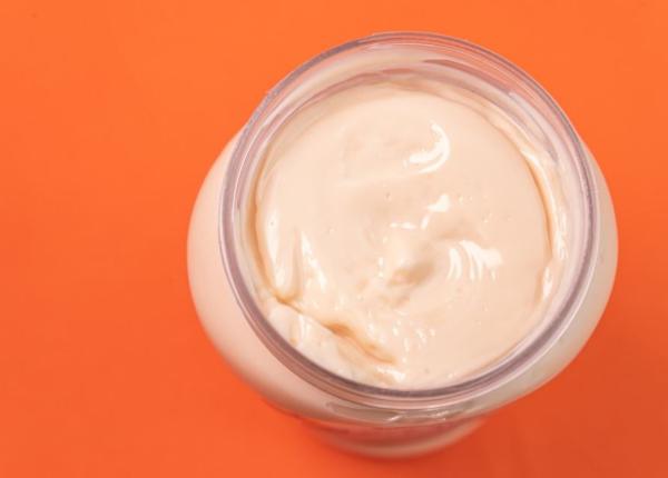 masca pentru par din maioneza de casa