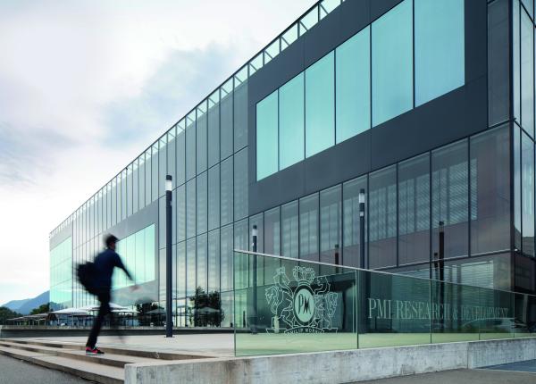 philip morris international impactul produselor fara fum