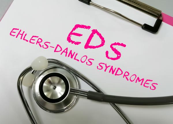 sindromul ehlers danlos boala genetica cu impact asupra articulatiilor si pielii are legatura cu colagenul