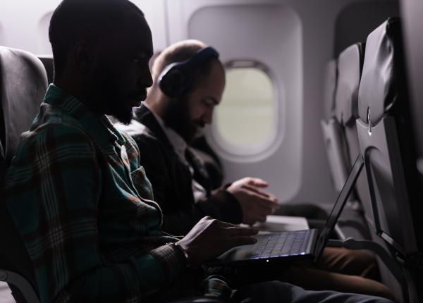 zborul cu avionul necesitate a vietii moderne sfaturi pentru a ramane sanatos