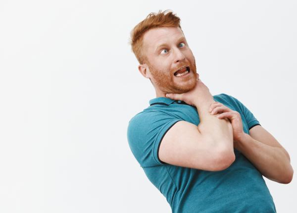 senzatia de sufocare cauze psihologice de ce ai impresia ca bluzele te strang de gat