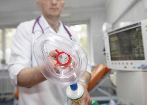 lipsa de aer dispneea cauze se poate ajunge la intubare