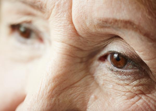 care e varsta de la care se considera ca incepi sa imbatranesti semnele imbatranirii