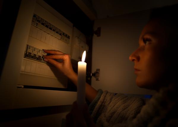 blackout ce sa ai mereu langa tine ce ar trebui sa faci imediat