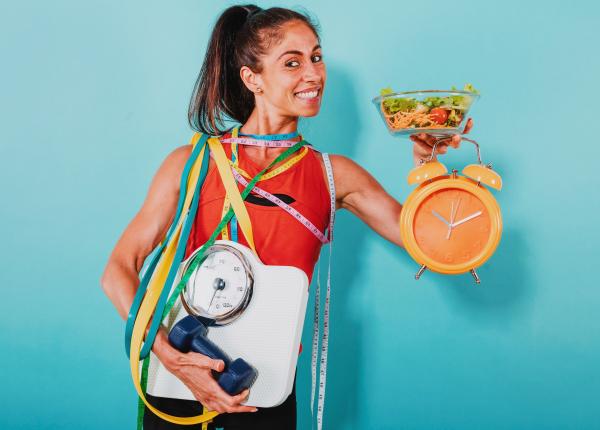 cum sa ne reglam ceasul biologic cu orele de masa