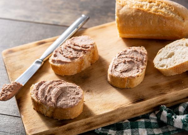 pate de post alerta alimentara ce contine pateul