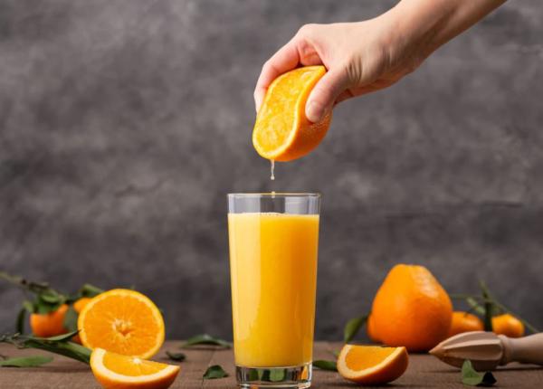 sucul de portocale o lotiune excelenta pentru ten cinci motive sa l folosesti