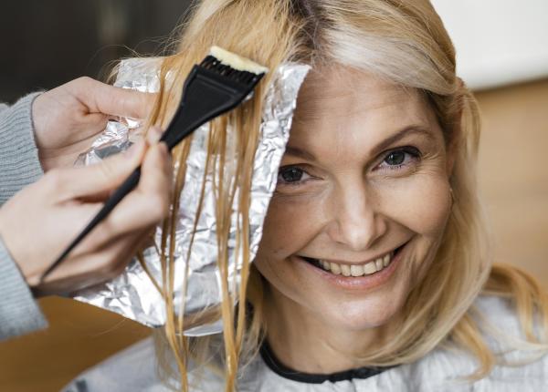 uleiul care incetineste albirea parului