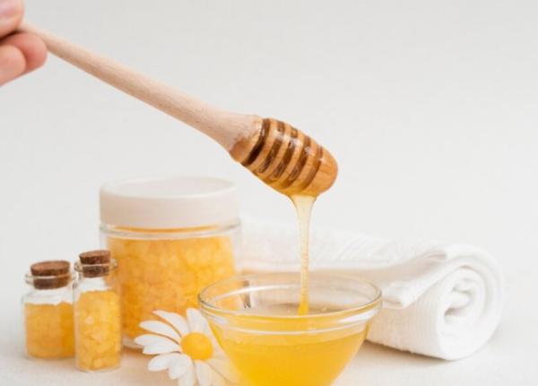 scrub de corp cum il faci acasa din trei ingrediente