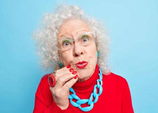 buzele si procesul de imbatranire cum sa le protejezi dupa 45 de ani